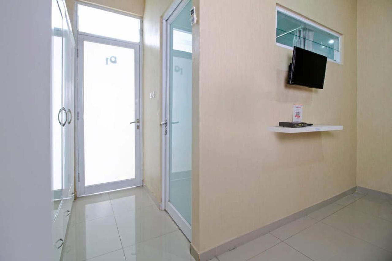 Hotel Reddoorz @ Pulomas Dżakarta Zewnętrze zdjęcie